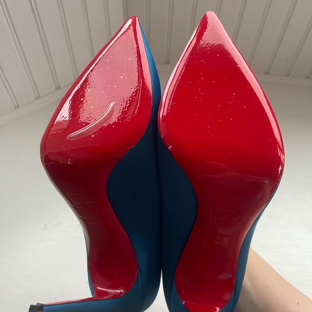 Christian Louboutin beautiful blue heels! Mint condition! - Picture 5 of 6